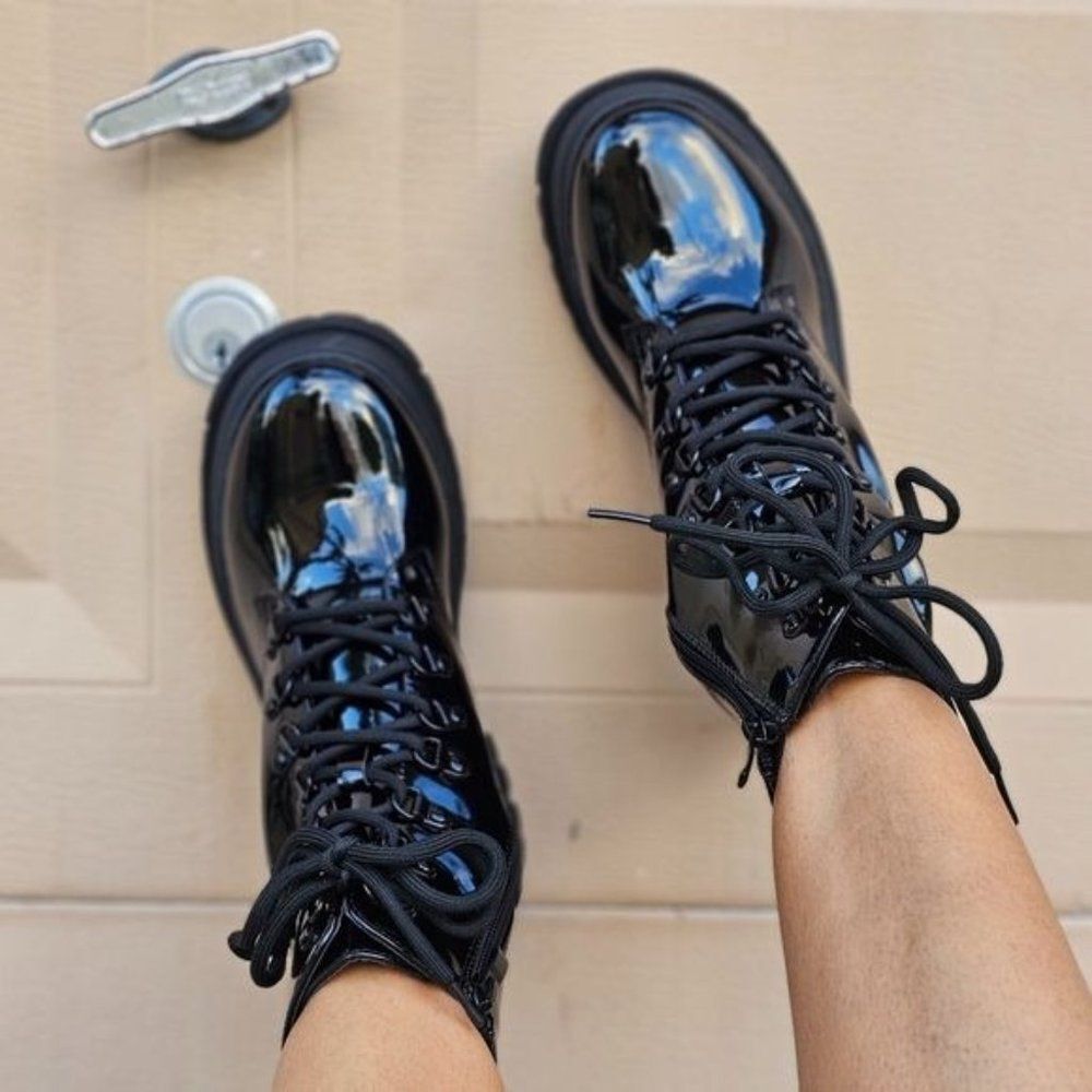 Women's Combat Lace Up Ankle Block Heeled Boots Black Color - Picture 4 of 6